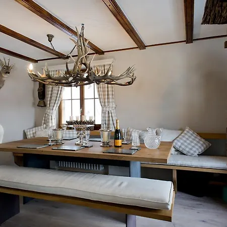 Luxury Chalet With Sauna, Hot Tub And Mountain View Close To Slopes