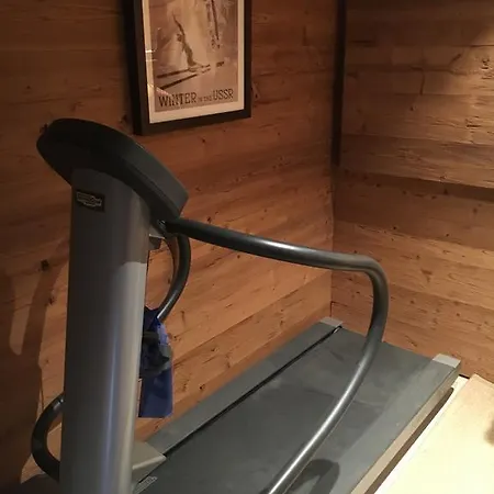 Dağ evi Luxury Chalet With Sauna, Hot Tub And Mountain View Close To Slopes Klosters